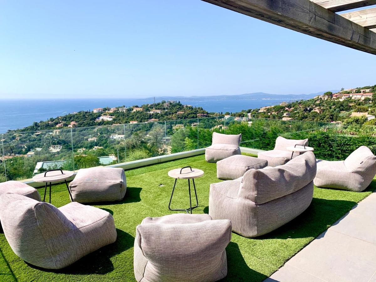 Вілла Vue Panoramique Sur La Baie De St Tropez Лез-Іссамбр Екстер'єр фото
